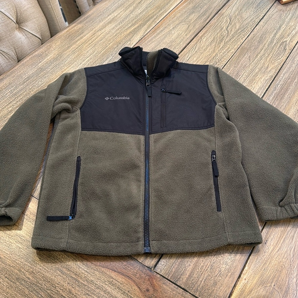 Columbia jacket for boys in size 10/12